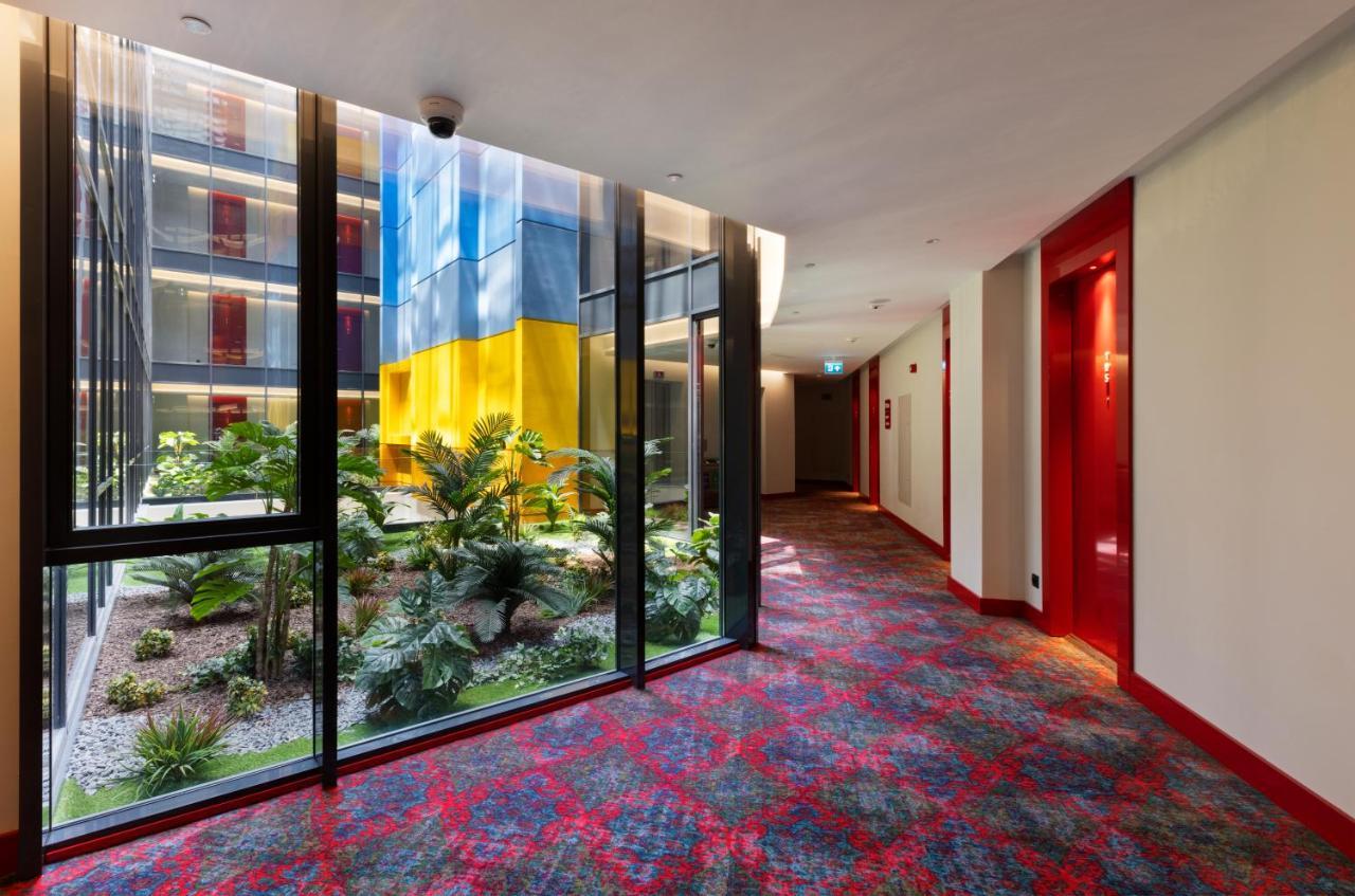 Ibis Styles Istanbul Merter Bagian luar foto Interior of the hotel