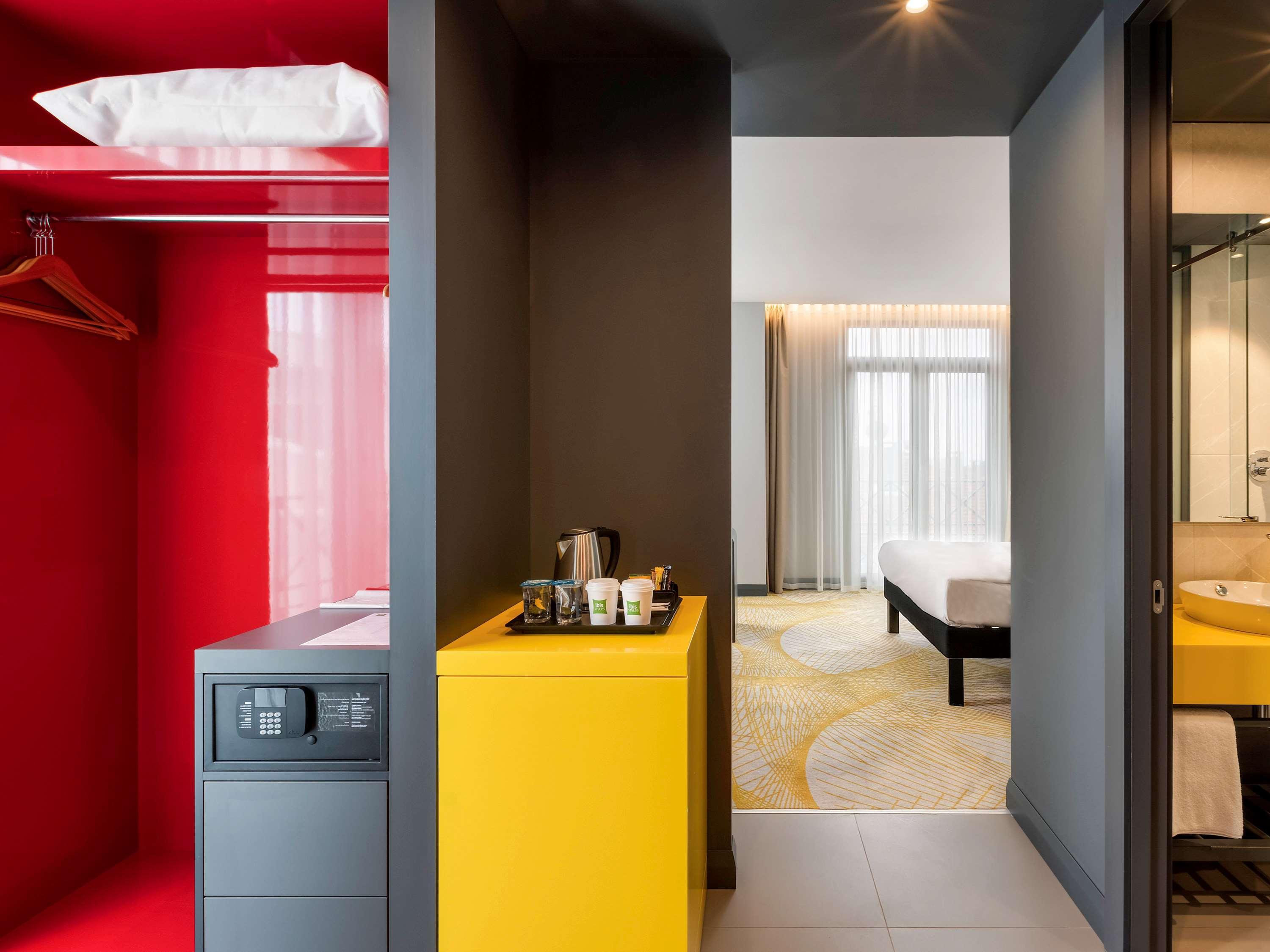 Ibis Styles Istanbul Merter Bagian luar foto A room at the hotel
