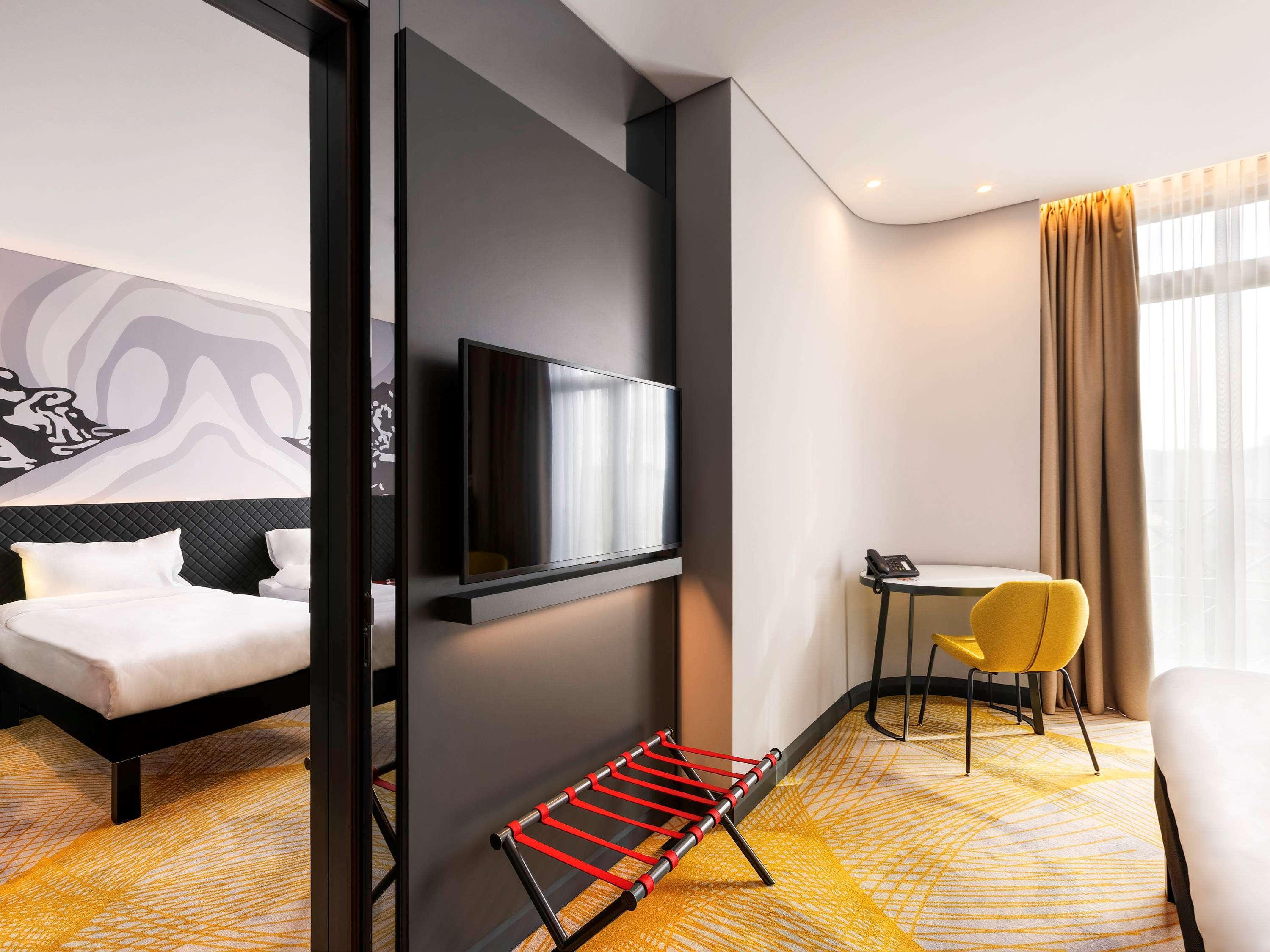 Ibis Styles Istanbul Merter Bagian luar foto A room at the hotel