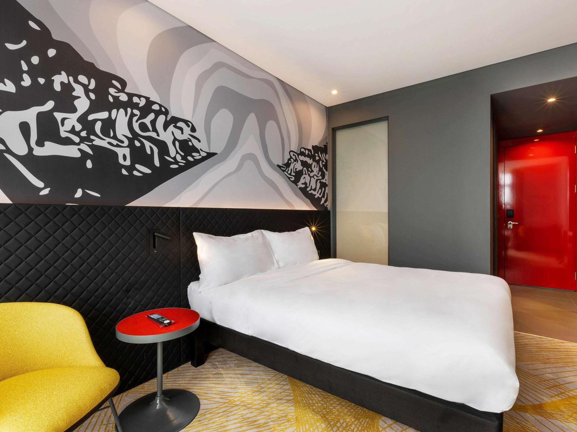 Ibis Styles Istanbul Merter Bagian luar foto Deluxe room