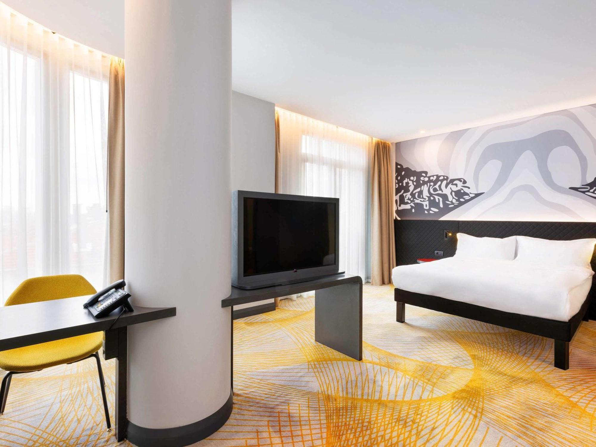 Ibis Styles Istanbul Merter Bagian luar foto A room at the hotel