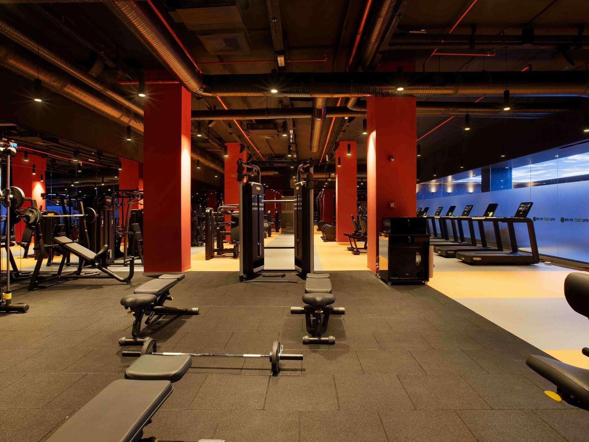 Ibis Styles Istanbul Merter Bagian luar foto The gym at the 2012 London Olympics